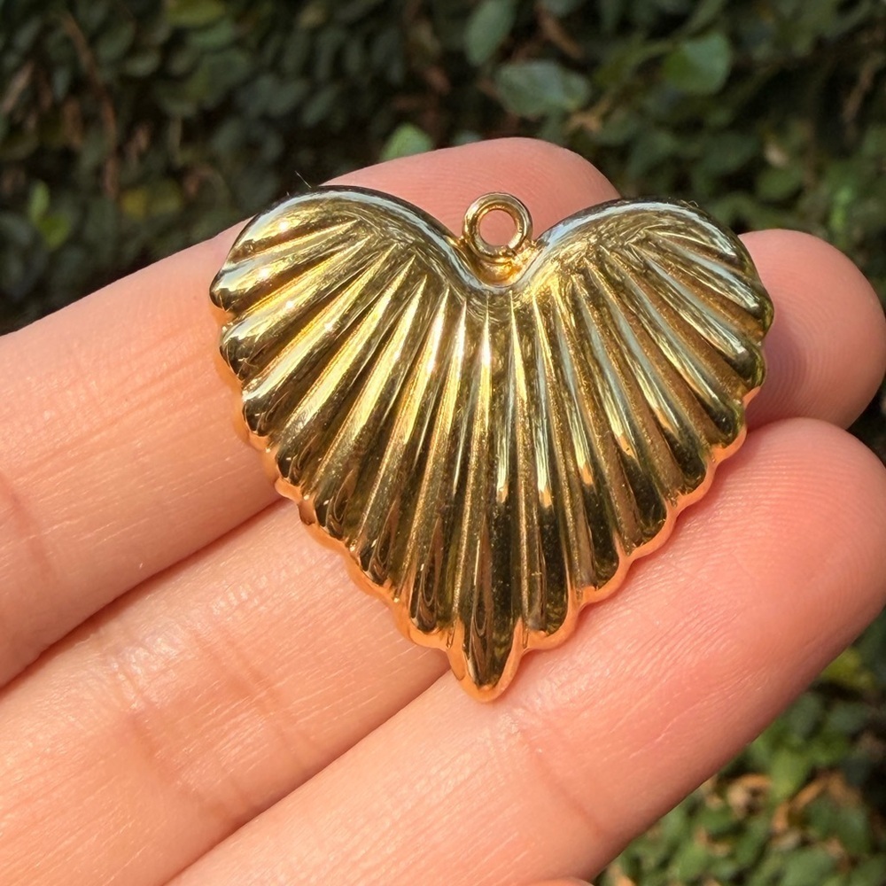 Cute Etched Puffy Heart Pendant Charm in 18K Gold (Bail Not Included) - Picture 2 of 4